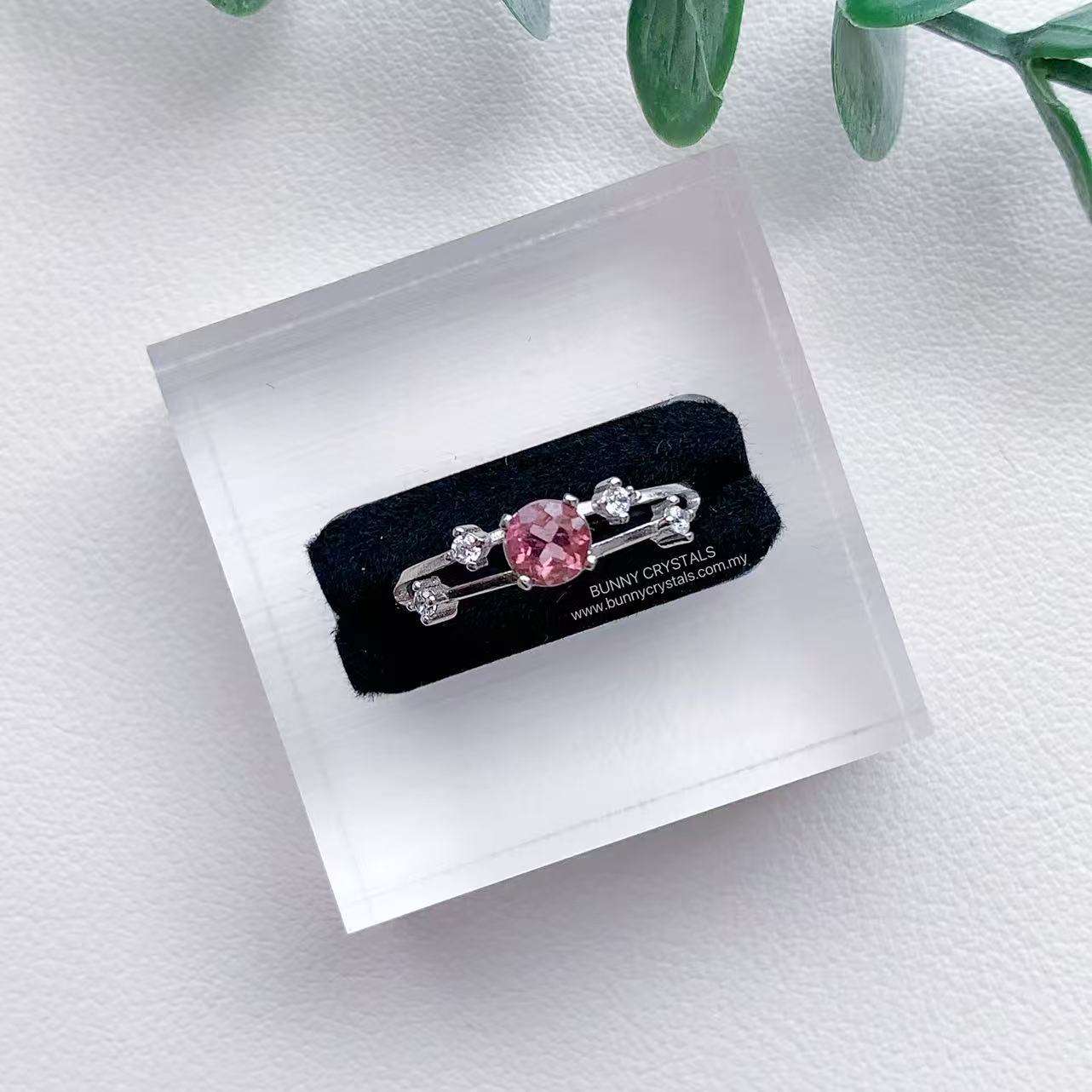 The Elegant Natural Pink Topaz Ring - Image 3