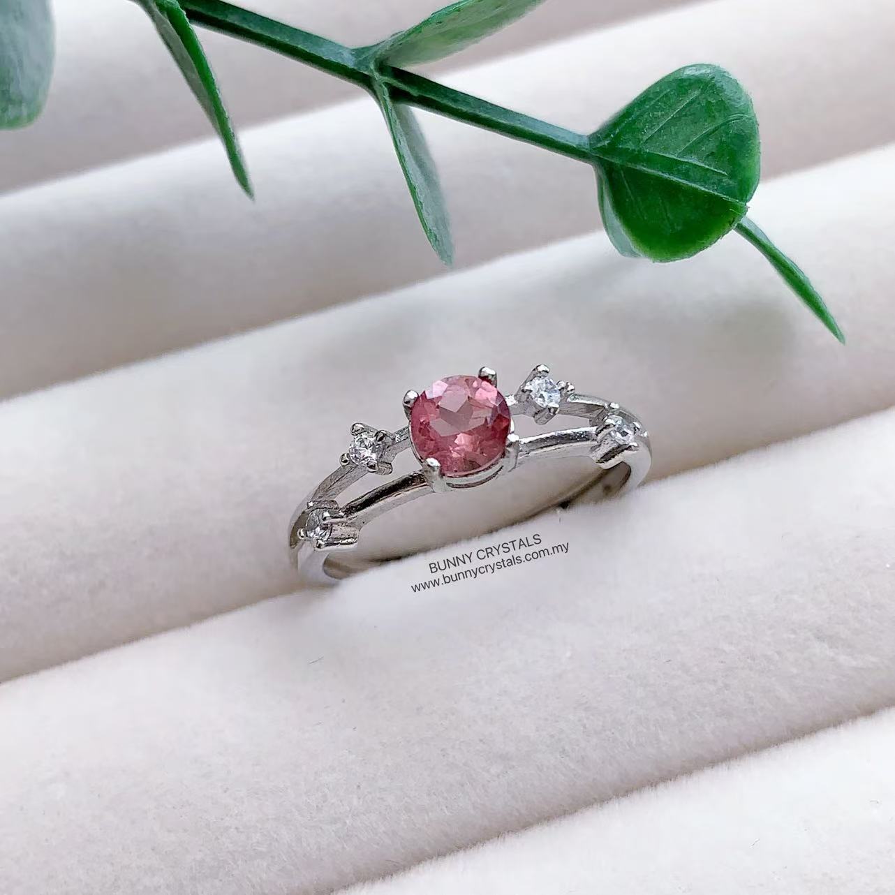 The Elegant Natural Pink Topaz Ring - Image 4